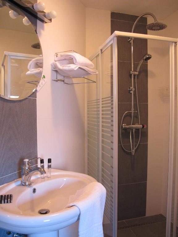 Hotel A Fleur De Couette Auvelais Pokoj fotografie