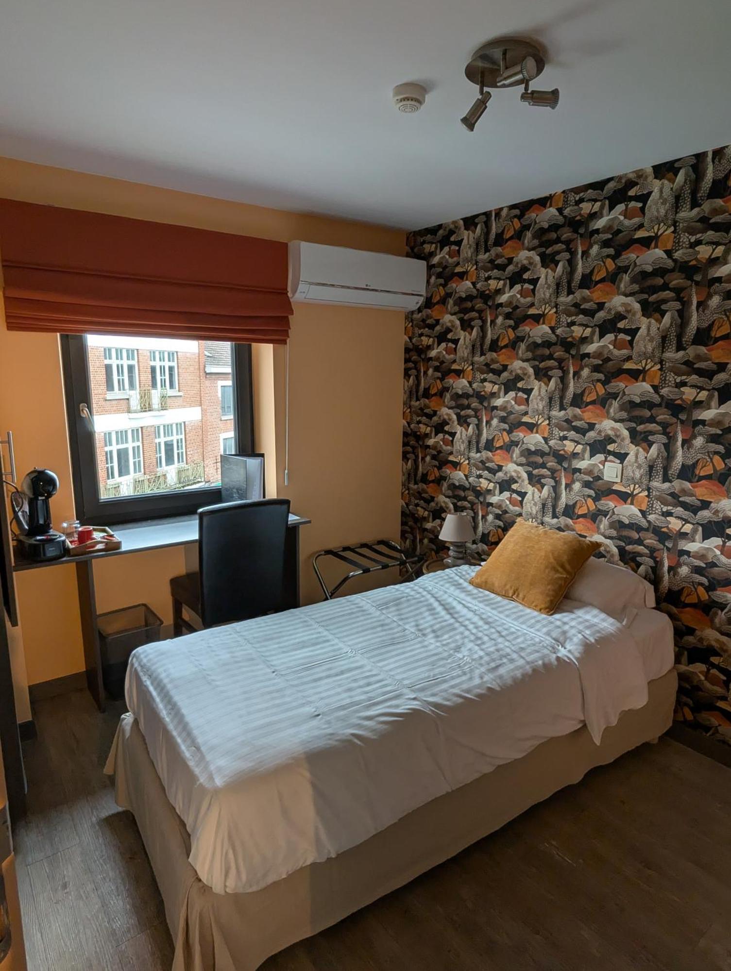 Hotel A Fleur De Couette Auvelais Exteriér fotografie