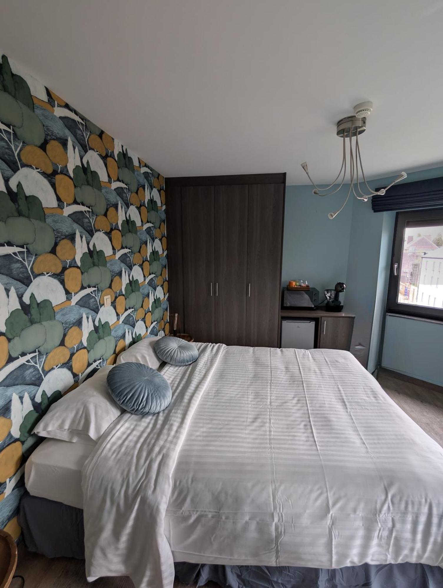 Hotel A Fleur De Couette Auvelais Exteriér fotografie