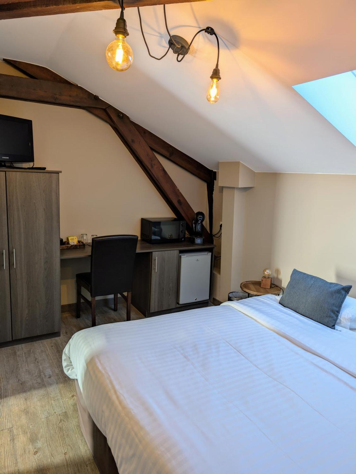 Hotel A Fleur De Couette Auvelais Exteriér fotografie